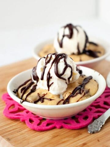 Chocolate Chip Pizookie